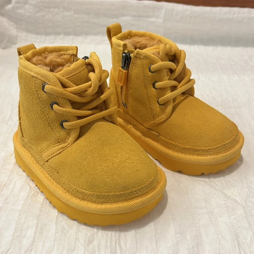 UGG NEUMEL II kids toddler boots shoe lace inner Sherpa lined treadlite size 6c - Picture 3 of 14